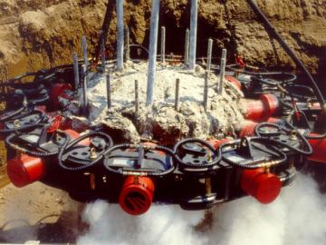 Mantovanibenne Oszloptörő